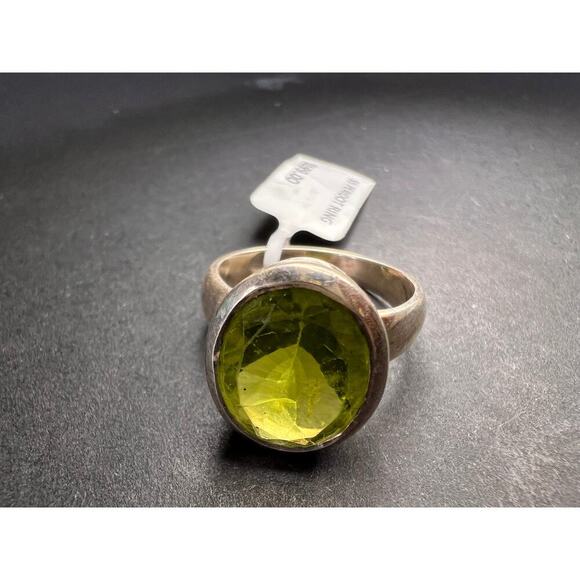 NEW size 7.5 peridot oval cut gemstone sterling silver ring 5.96 grams - Picture 1 of 16